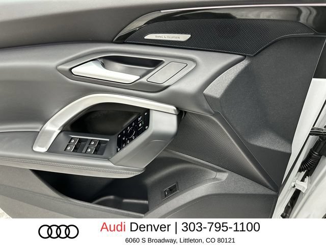 Used 2025 Audi Q5 Premium w/ Premium Plus AWD/4WD image 13