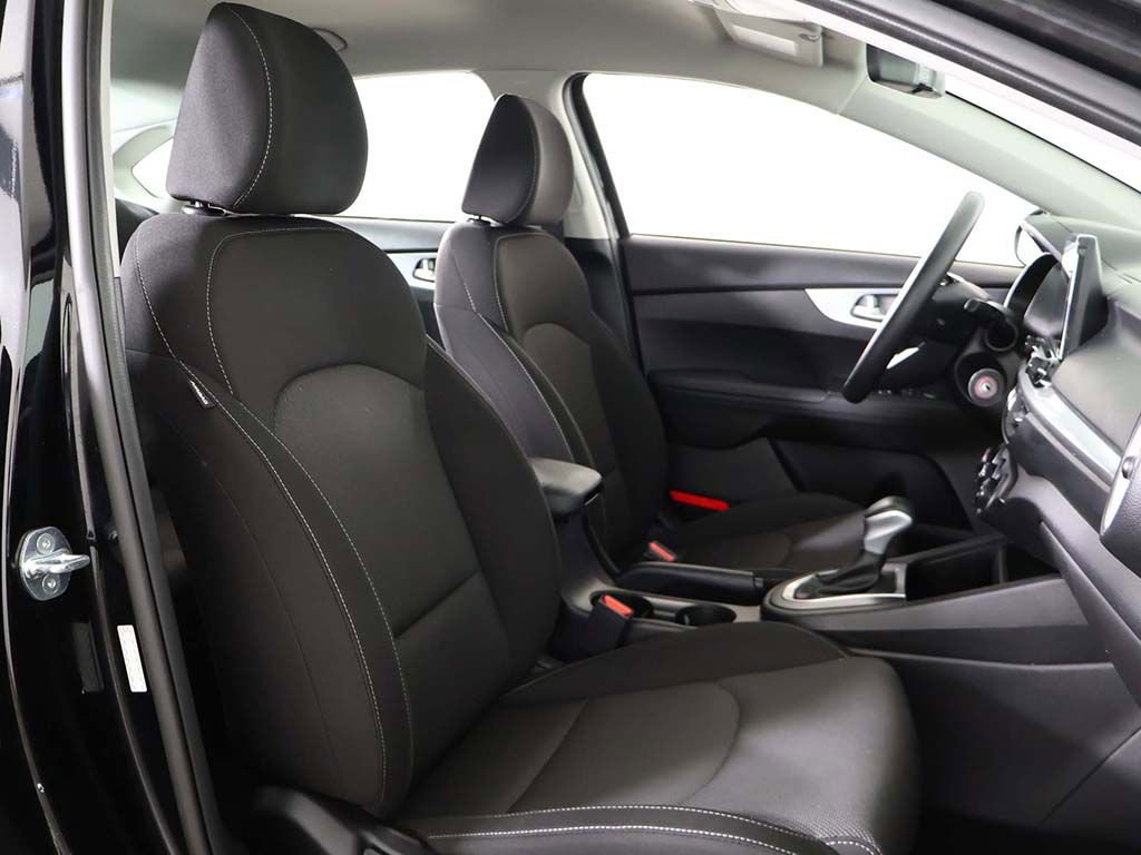 Used 2023 Kia Forte LXS w/ LXS Technology Package image 28