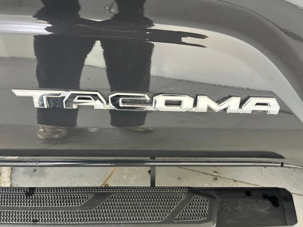 Used 2025 Toyota Tacoma SR5 image 51