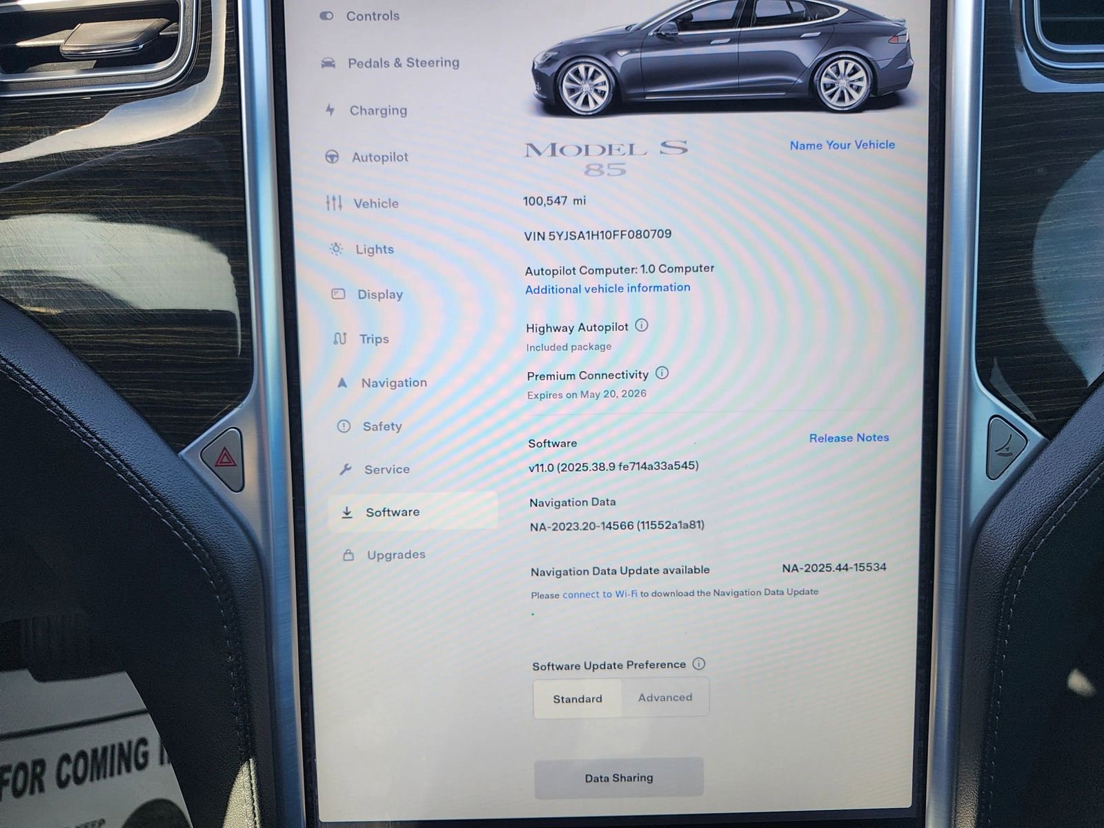 Used 2015 Tesla Model S 85 image 25