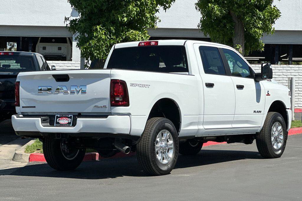New 2026 RAM 2500 Big Horn AWD/4WD image 4