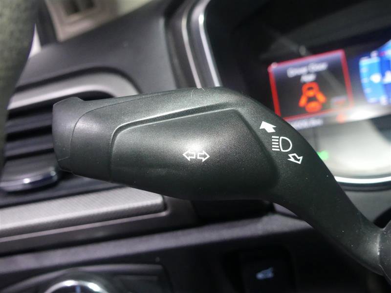 Used 2017 Ford Fusion SE w/ Fusion SE Technology Package image 33