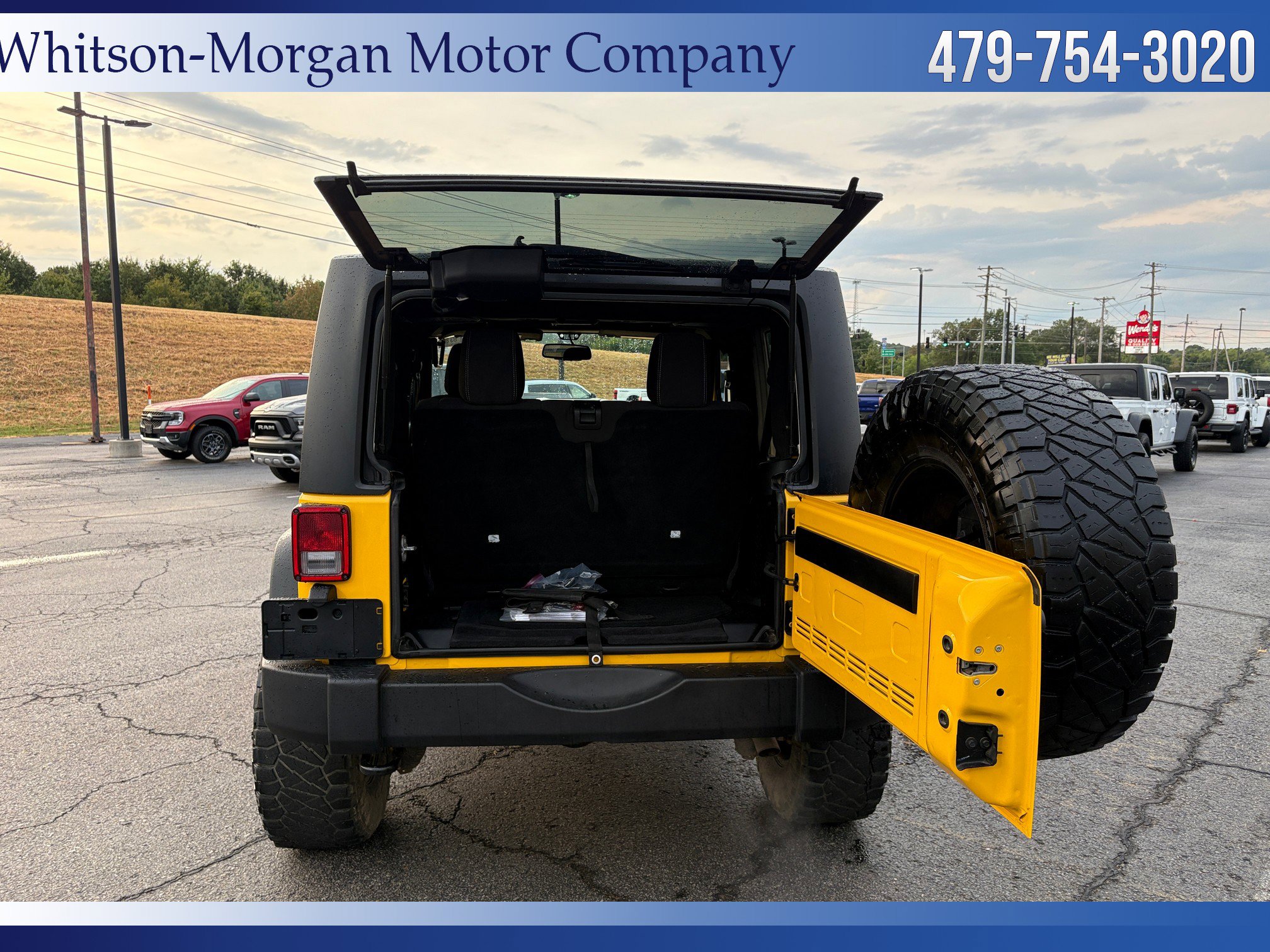 Used 2015 Jeep Wrangler Rubicon w/ Power Convenience Group image 37