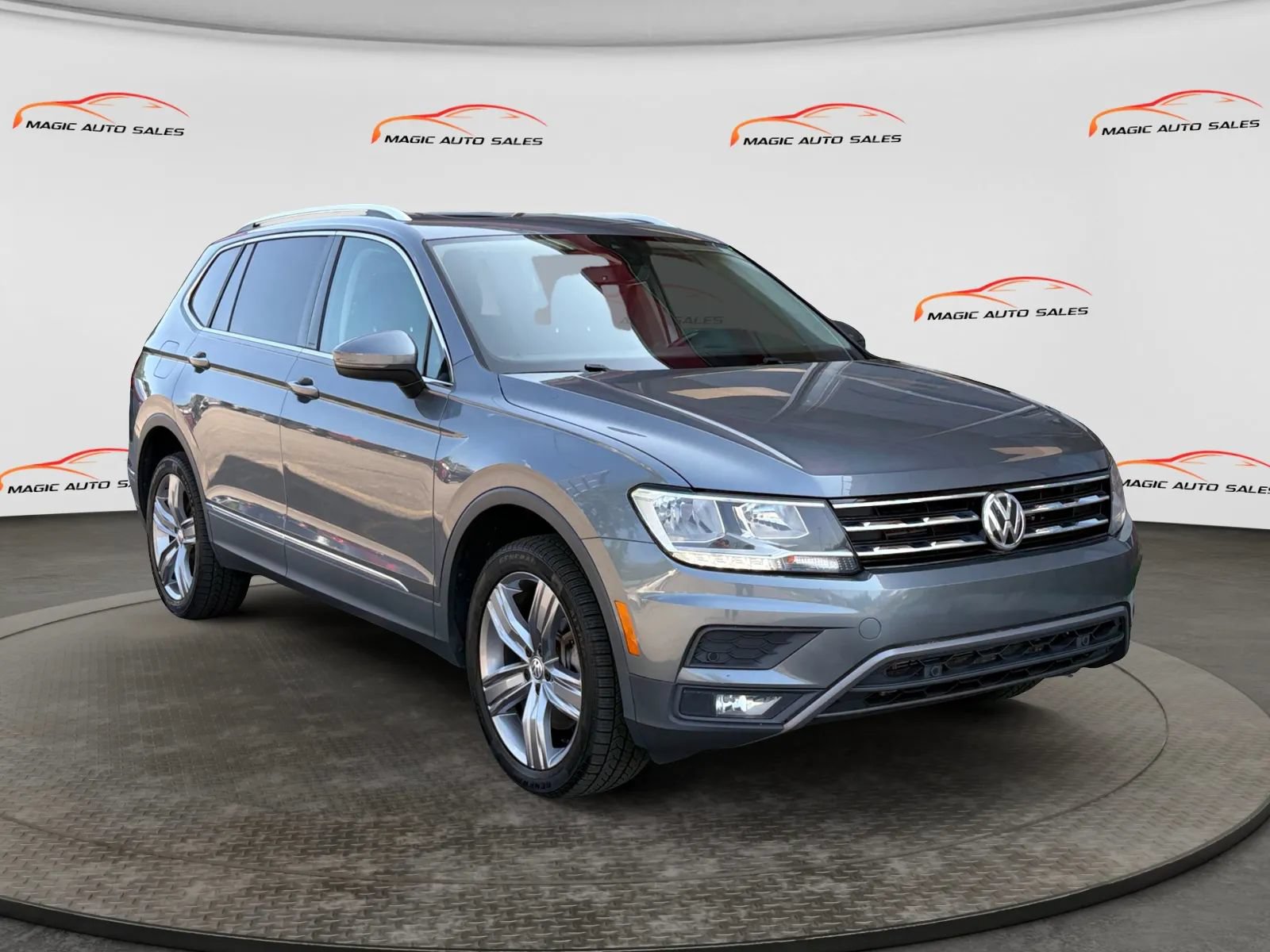 Used 2021 Volkswagen Tiguan SEL AWD/4WD image 5