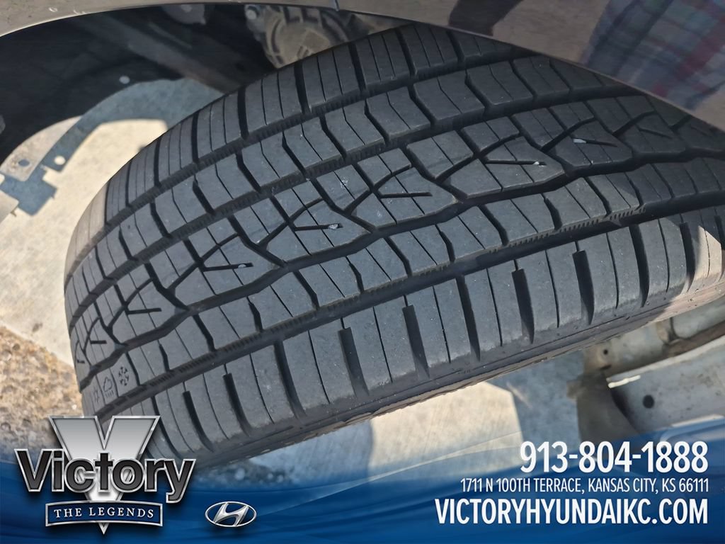 Used 2023 Kia Niro SX Touring FWD image 28