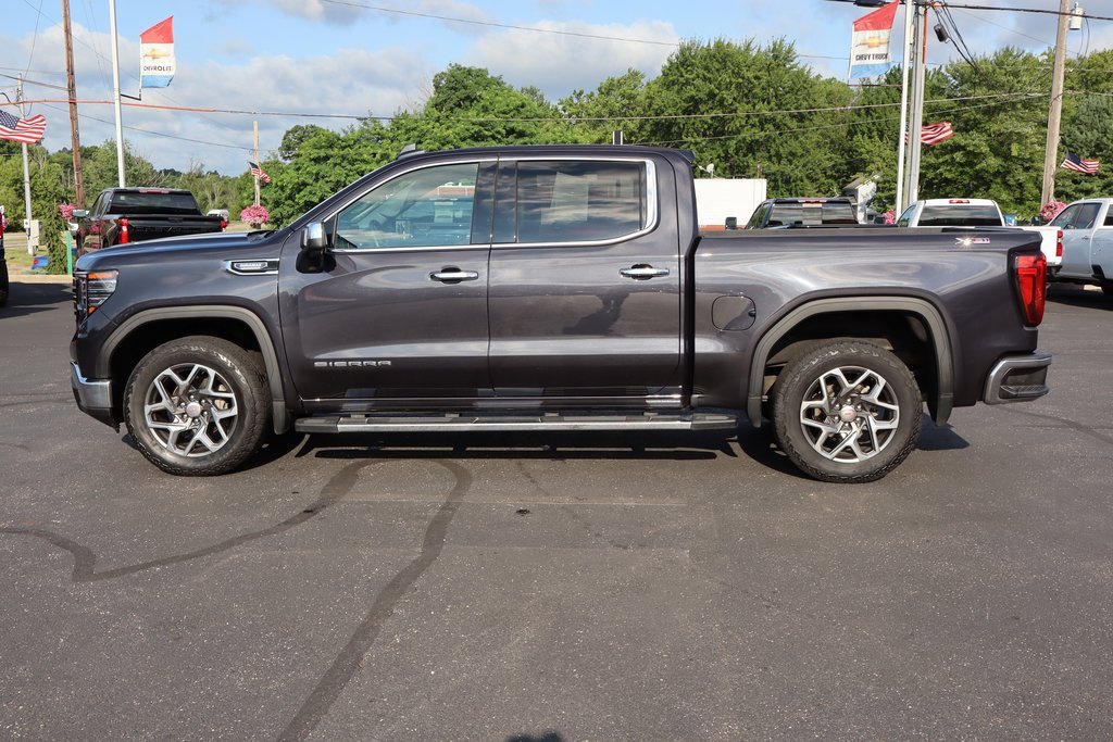 Used 2023 GMC Sierra 1500 SLT w/ SLT Premium Package image 30