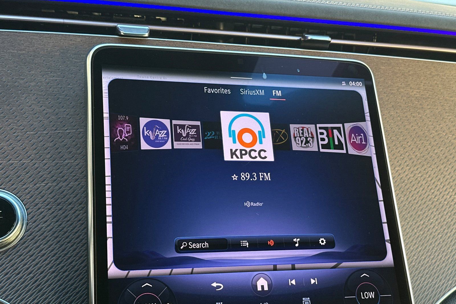 Certified 2023 Mercedes-Benz EQE 350+ 4MATIC Sedan w/ Exclusive Trim Package image 36