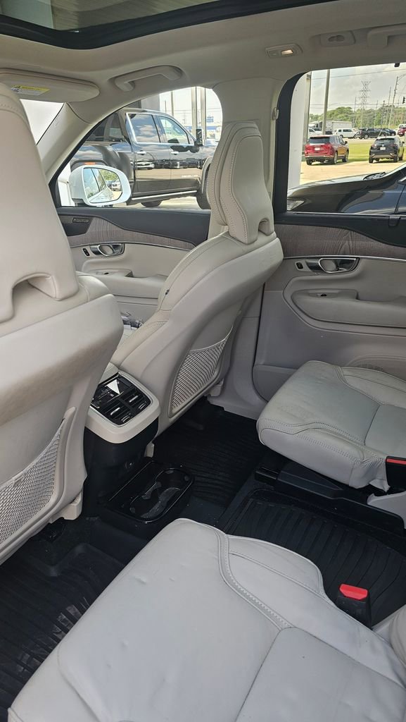 Used 2023 Volvo XC90 B6 Ultimate AWD/4WD image 6