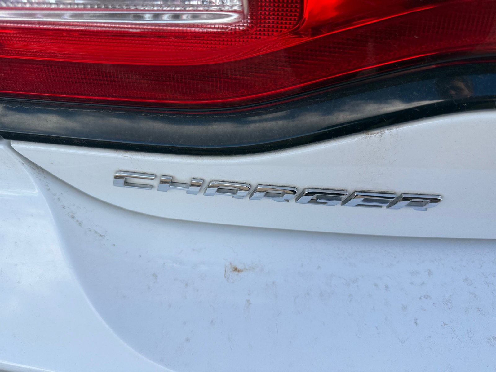 Used 2014 Dodge Charger SE image 27