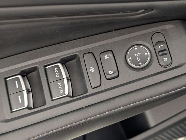 Used 2024 Honda Accord Sport image 12