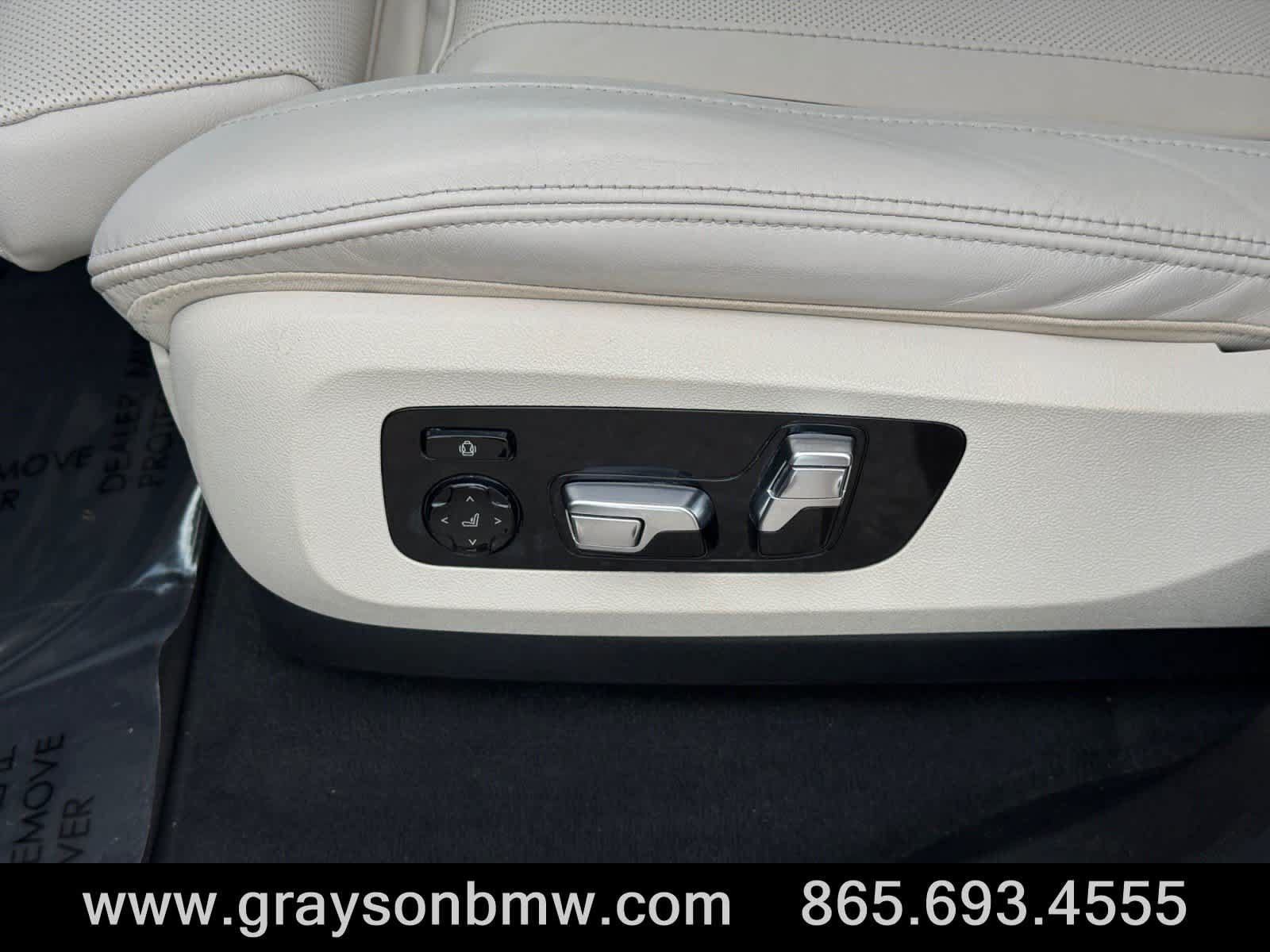 Used 2023 BMW X5 xDrive40i w/ Executive Package AWD/4WD image 13