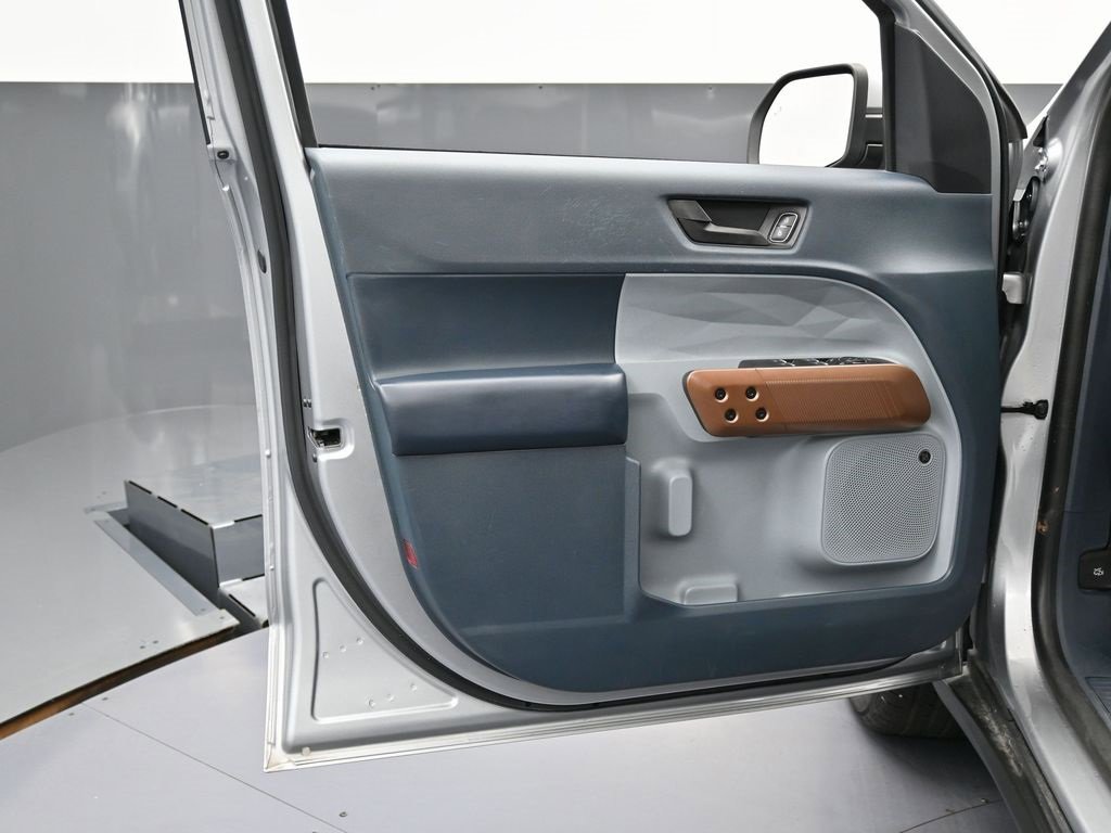 Used 2022 Ford Maverick Lariat w/ Lariat Luxury Package image 36