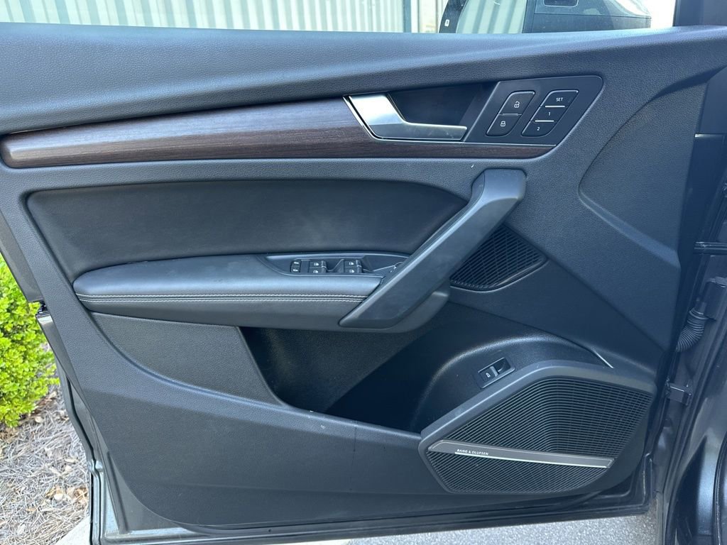 Used 2023 Audi Q5 2.0T Premium Plus w/ Premium Plus Package image 10