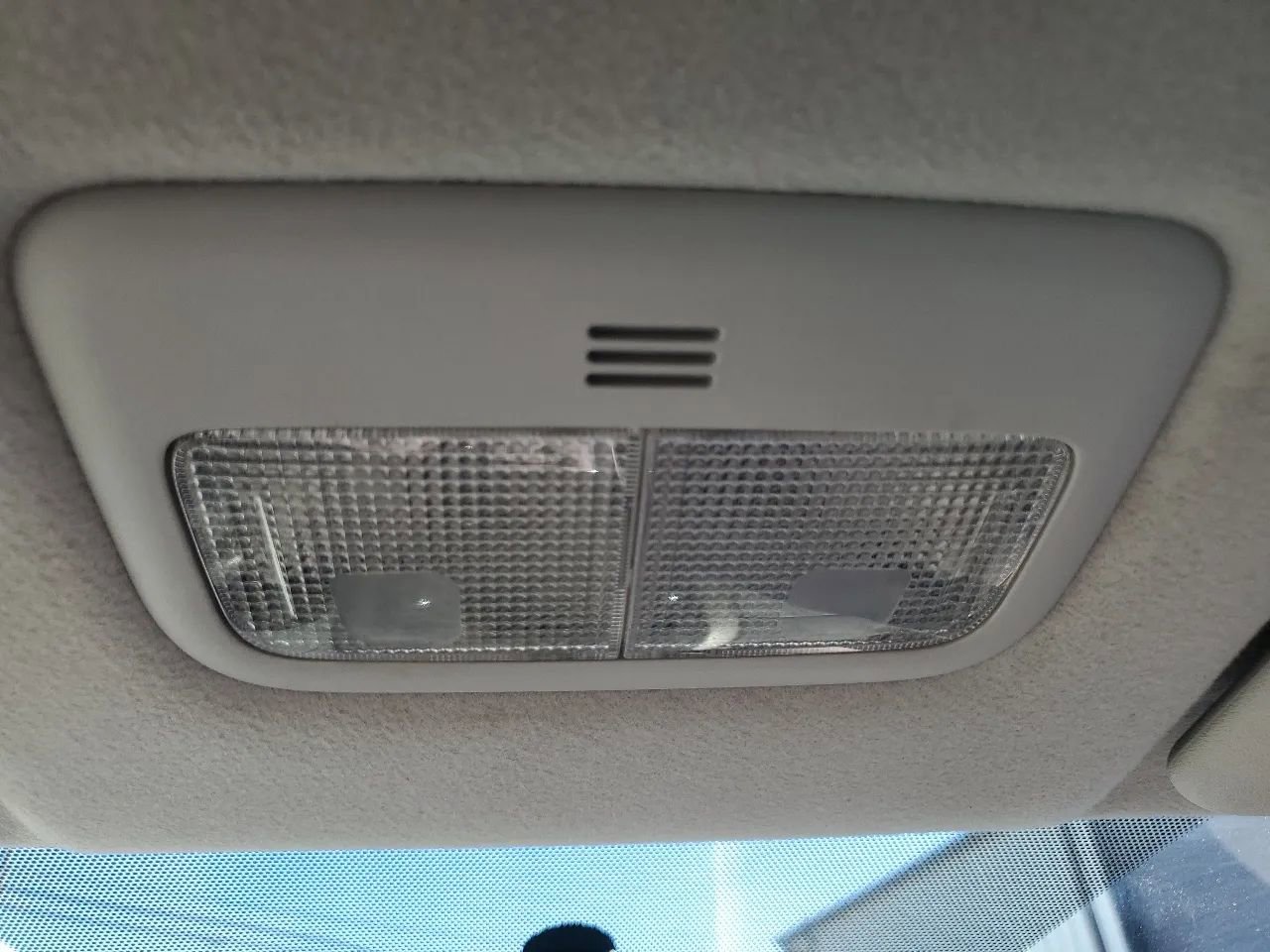 Used 2010 Toyota Corolla LE image 22