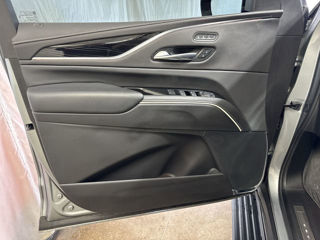 Used 2024 Cadillac Escalade Sport w/ LPO, ONYX Package AWD/4WD image 27