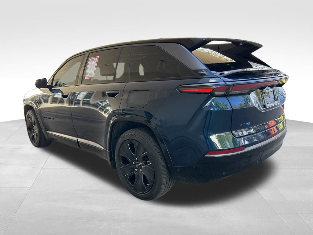 Used 2024 Jeep Wagoneer Launch Edition image 4