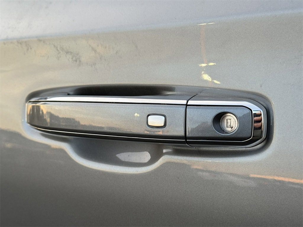 New 2026 GMC Yukon XL Denali w/ Sun & Power Step Package image 13