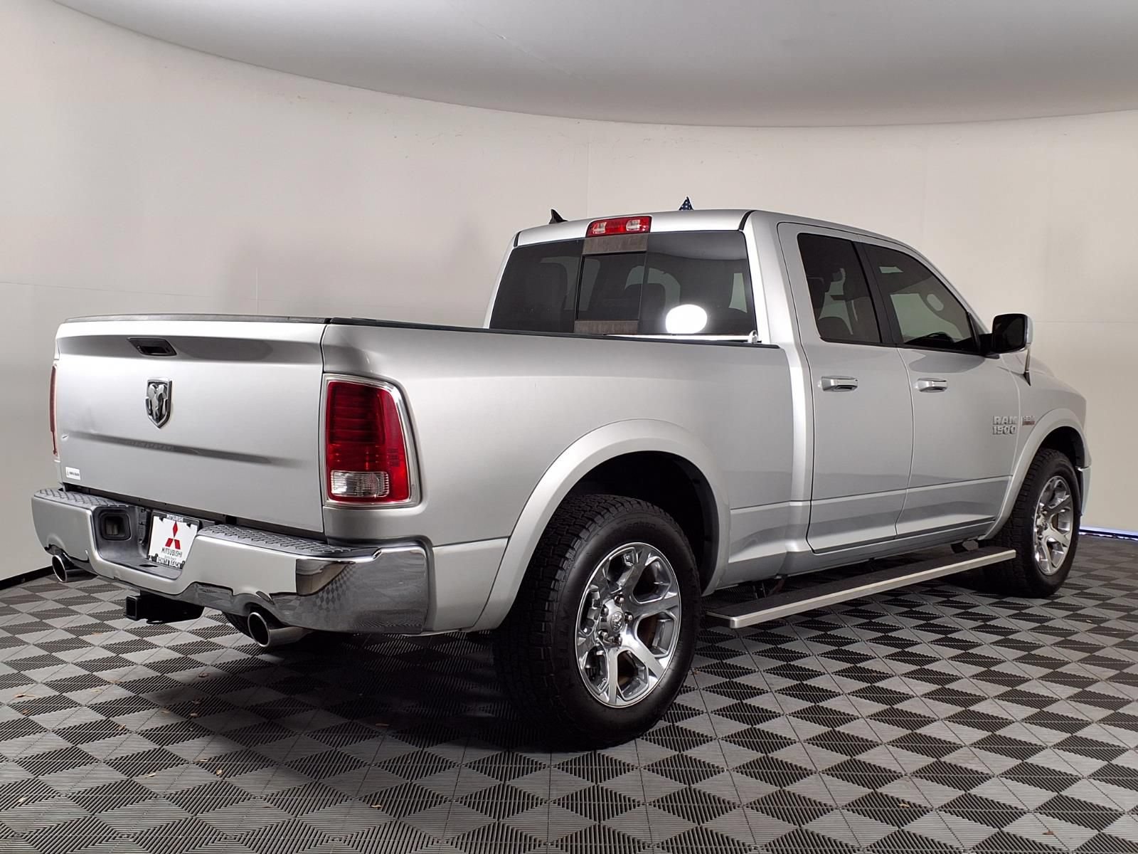 Used 2018 RAM 1500 Laramie RWD image 30