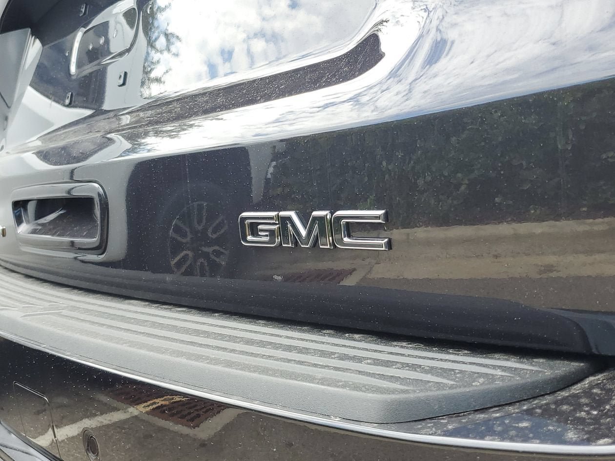 New 2026 GMC Yukon XL Denali Ultimate AWD/4WD image 7