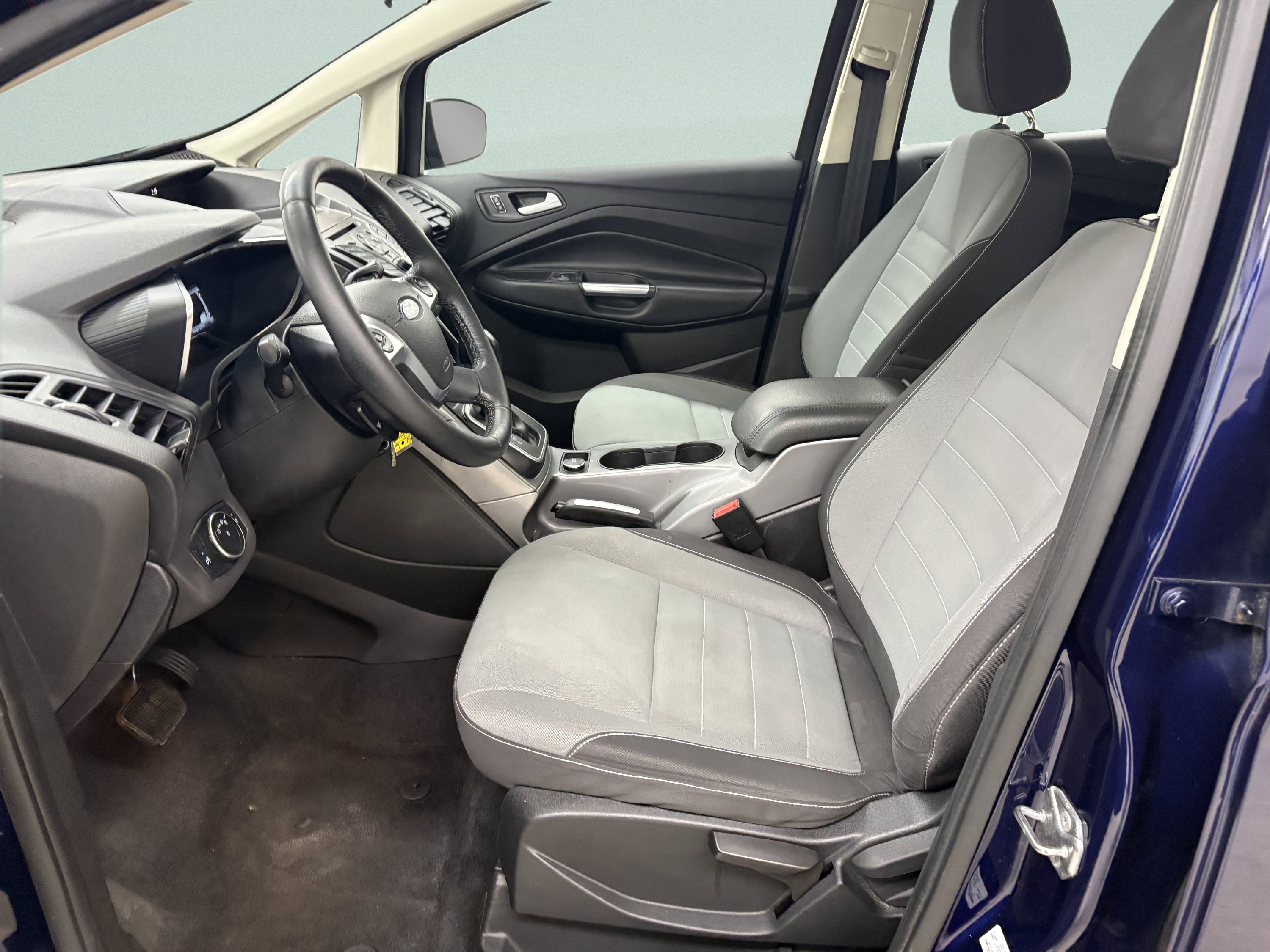 Used 2016 Ford C-MAX SE image 10