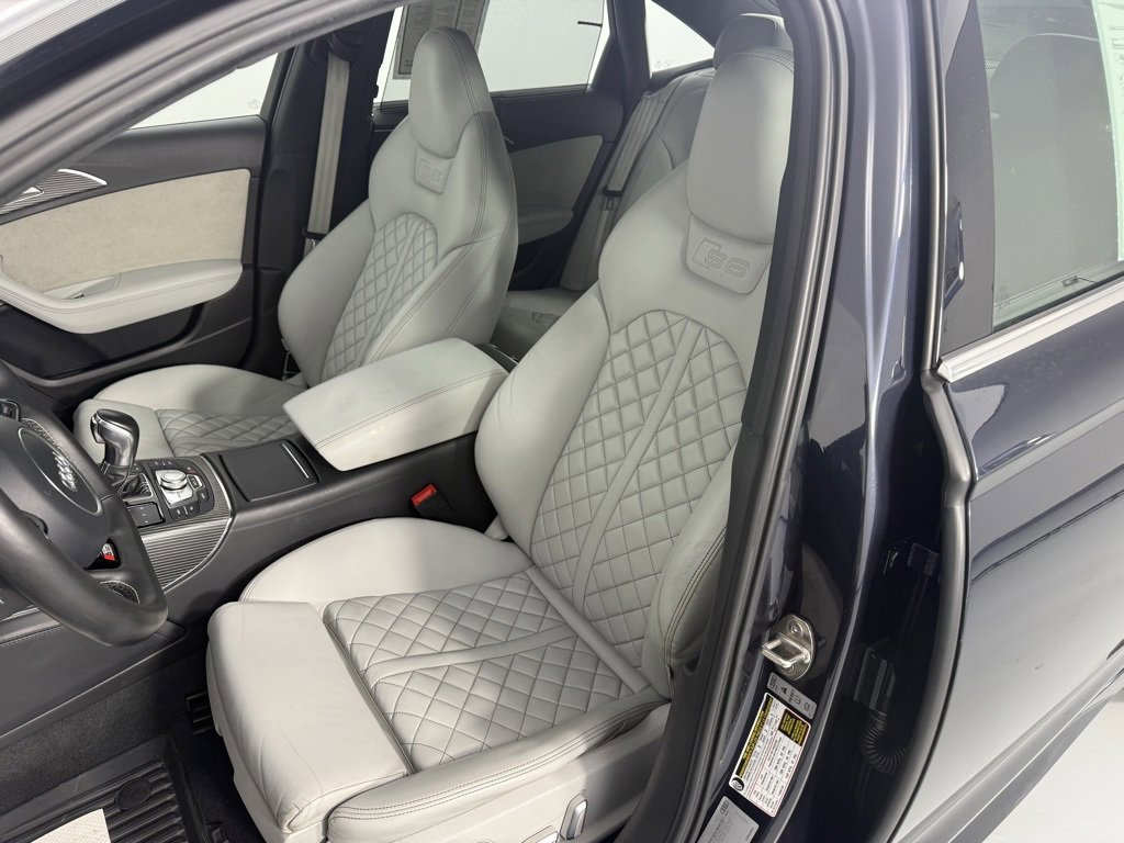 Used 2017 Audi S6 Prestige w/ Prestige Package image 15