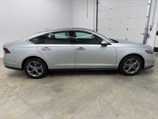 Certified 2024 Honda Accord EX image 4
