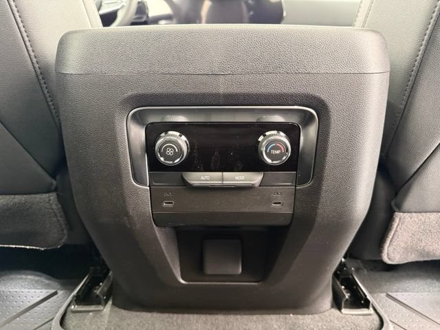 New 2026 Chevrolet Tahoe RST w/ Sun And Tow Package AWD/4WD image 34