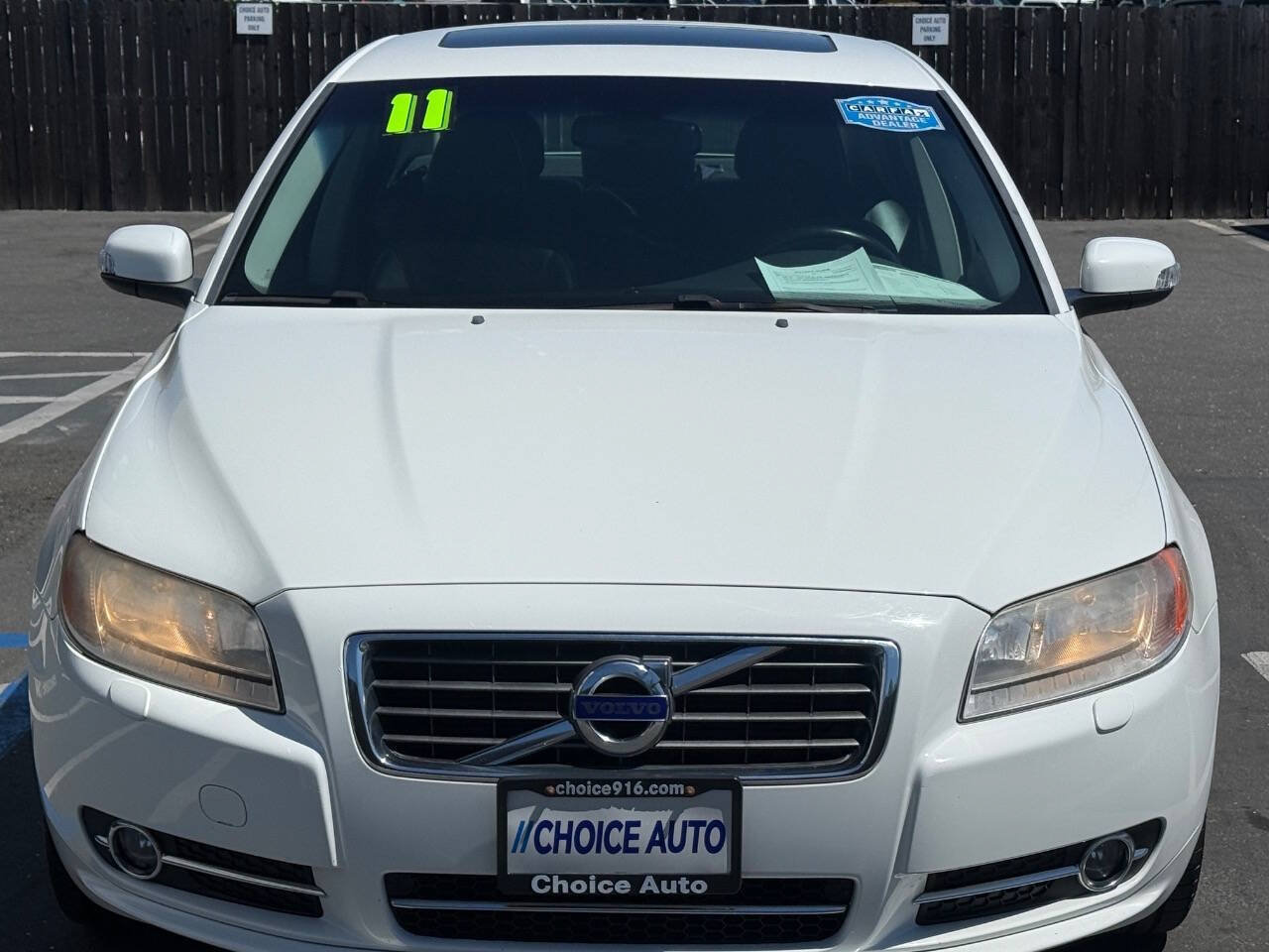 Used 2011 Volvo S80 3.2 w/ Climate Pkg FWD image 2