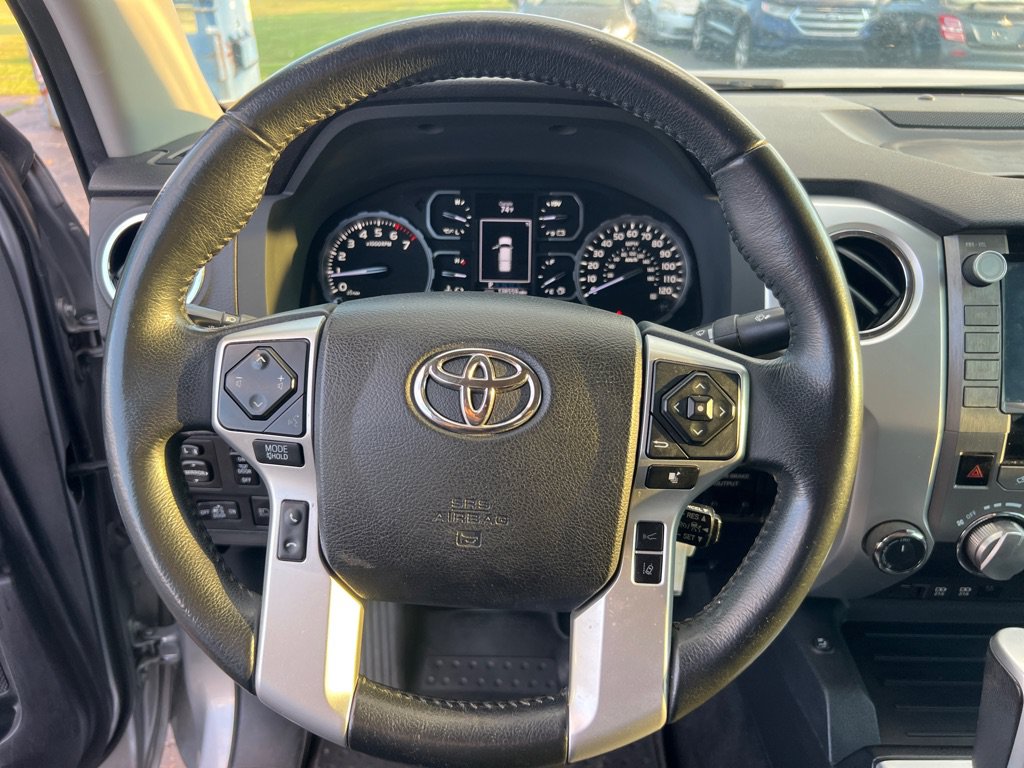 Used 2020 Toyota Tundra SR5 w/ SR5 Leather Package AWD/4WD image 30