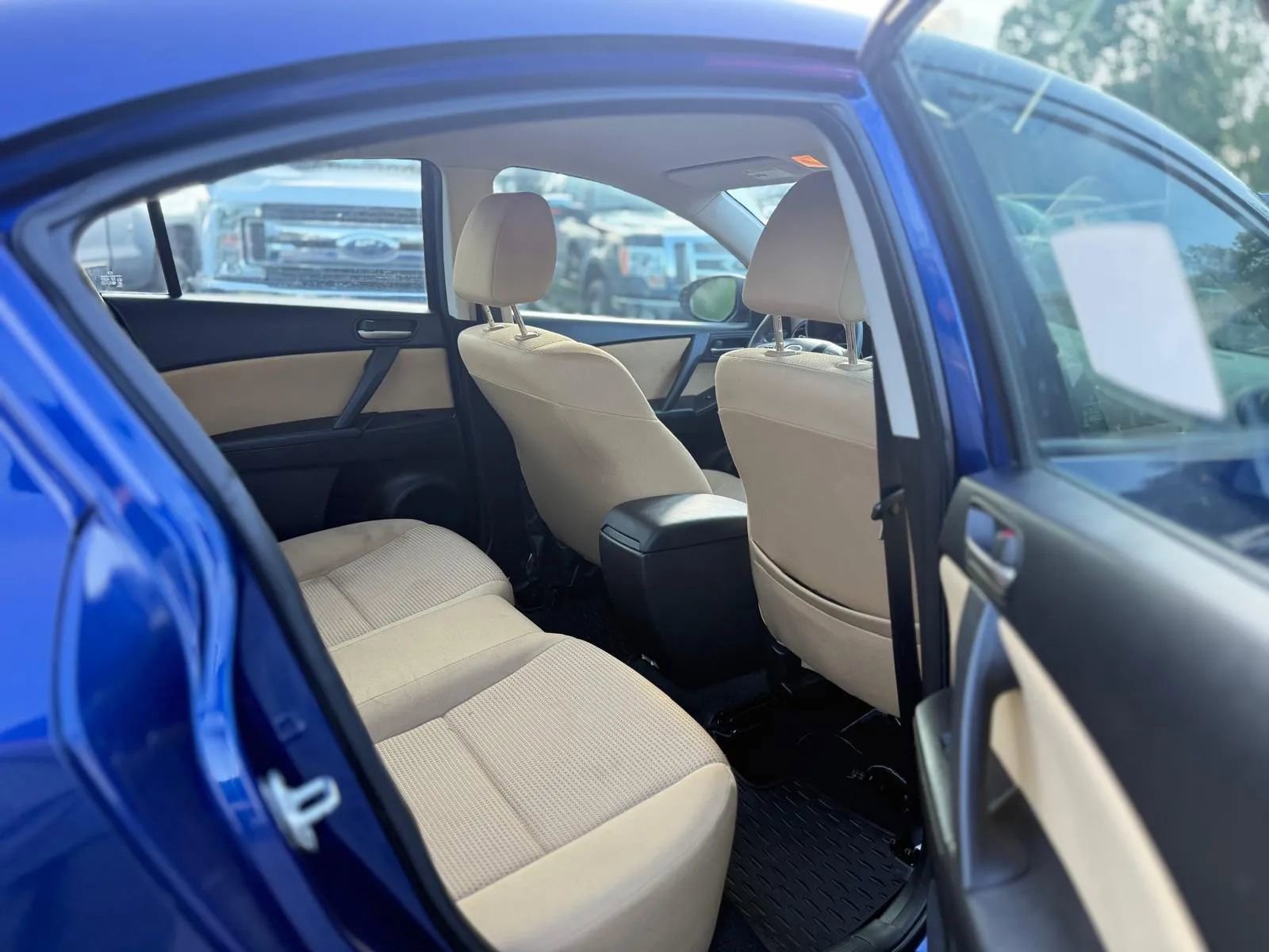 Used 2012 MAZDA MAZDA3 i Touring FWD image 22