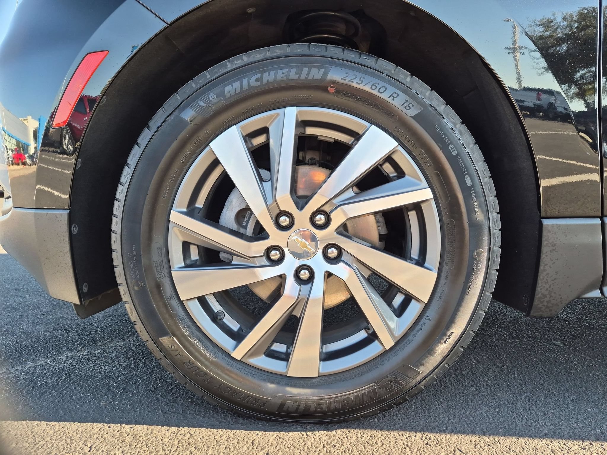 Used 2024 Chevrolet Equinox LT FWD image 33