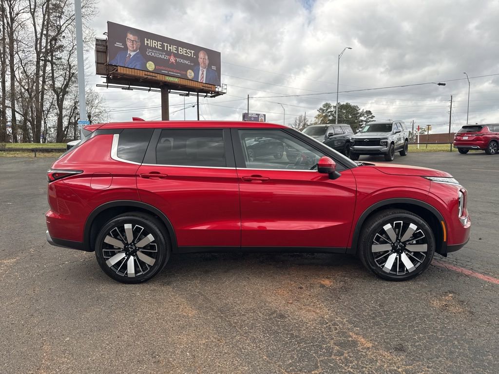 New 2026 Mitsubishi Outlander SE FWD image 5