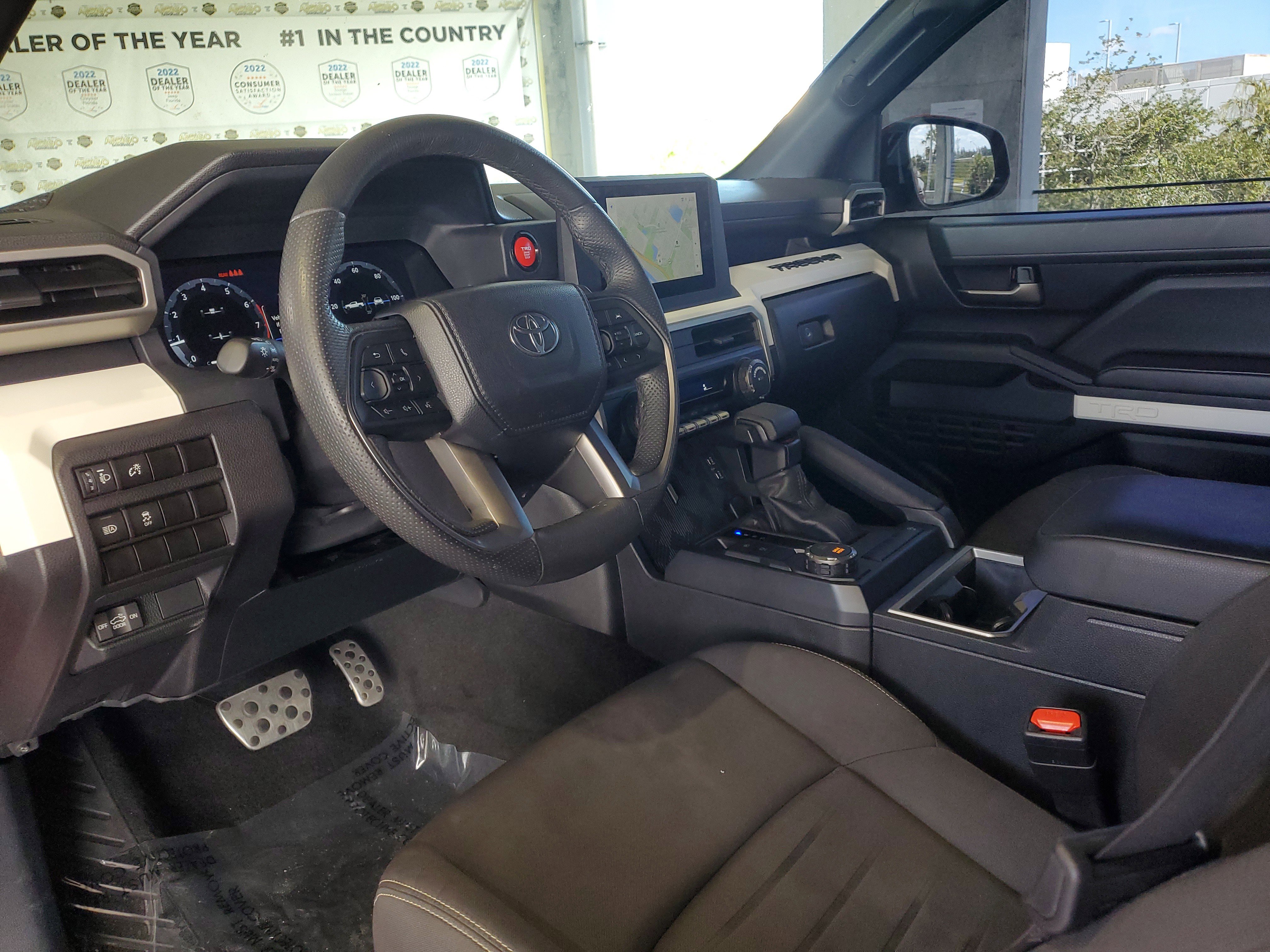 Used 2024 Toyota Tacoma TRD Sport RWD image 16