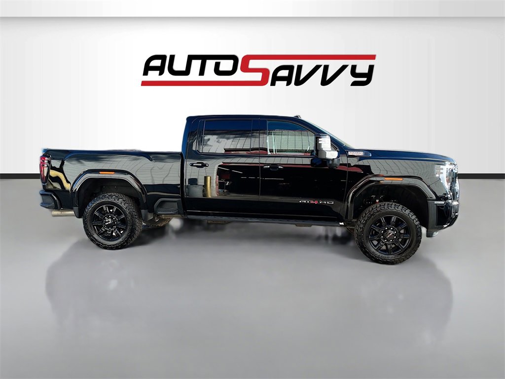 Used 2025 GMC Sierra 2500 AT4 w/ AT4 Premium Plus Package image 8