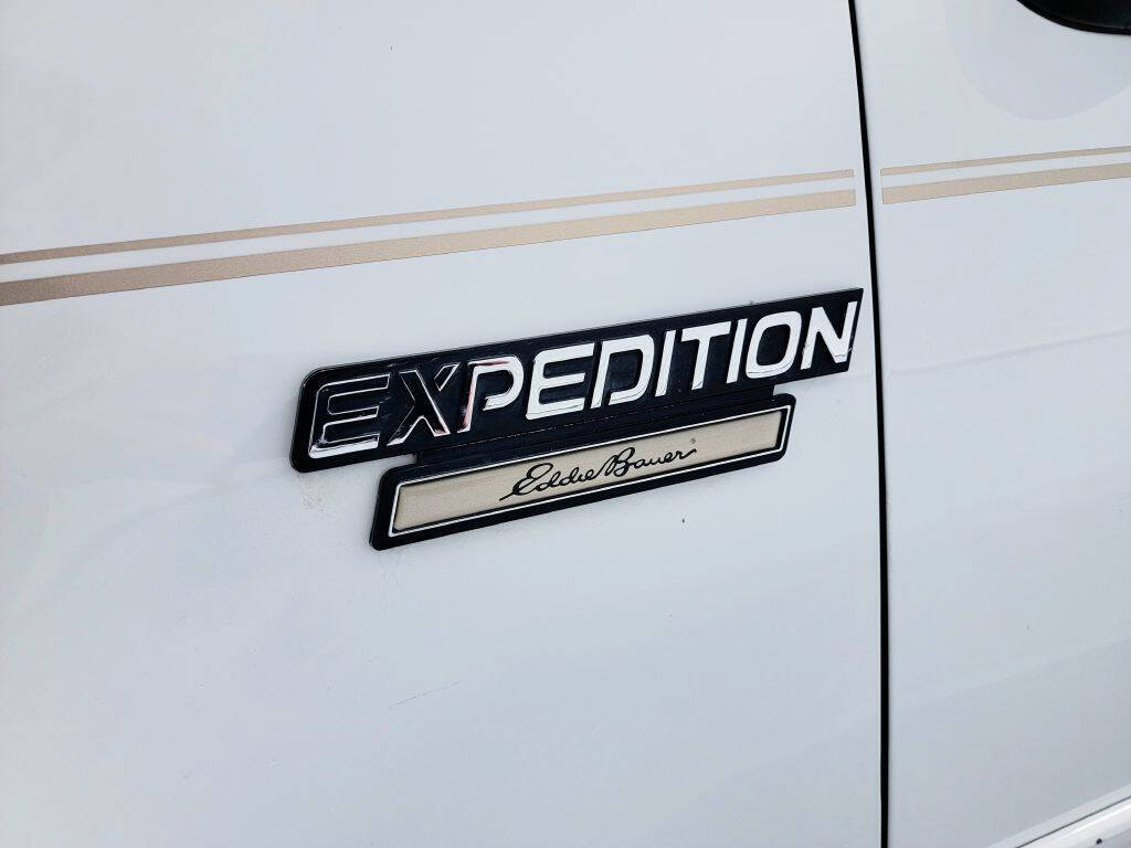 Used 1998 Ford Expedition 4WD image 25