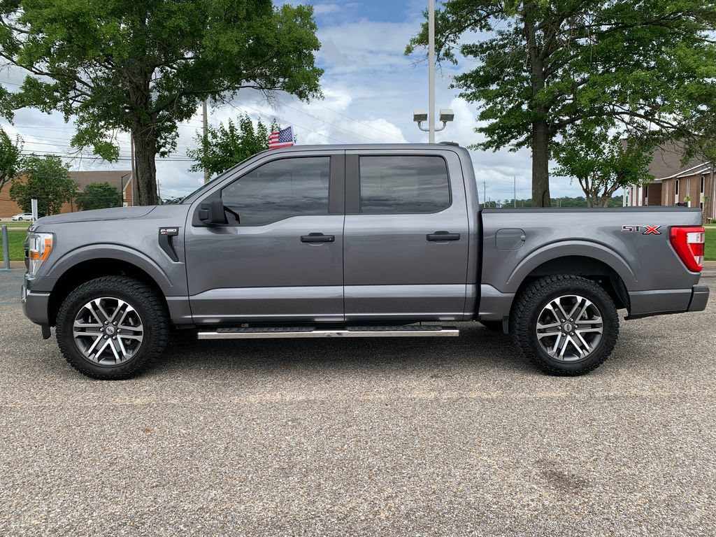 Used 2021 Ford F150 XL w/ STX Appearance Package RWD image 5