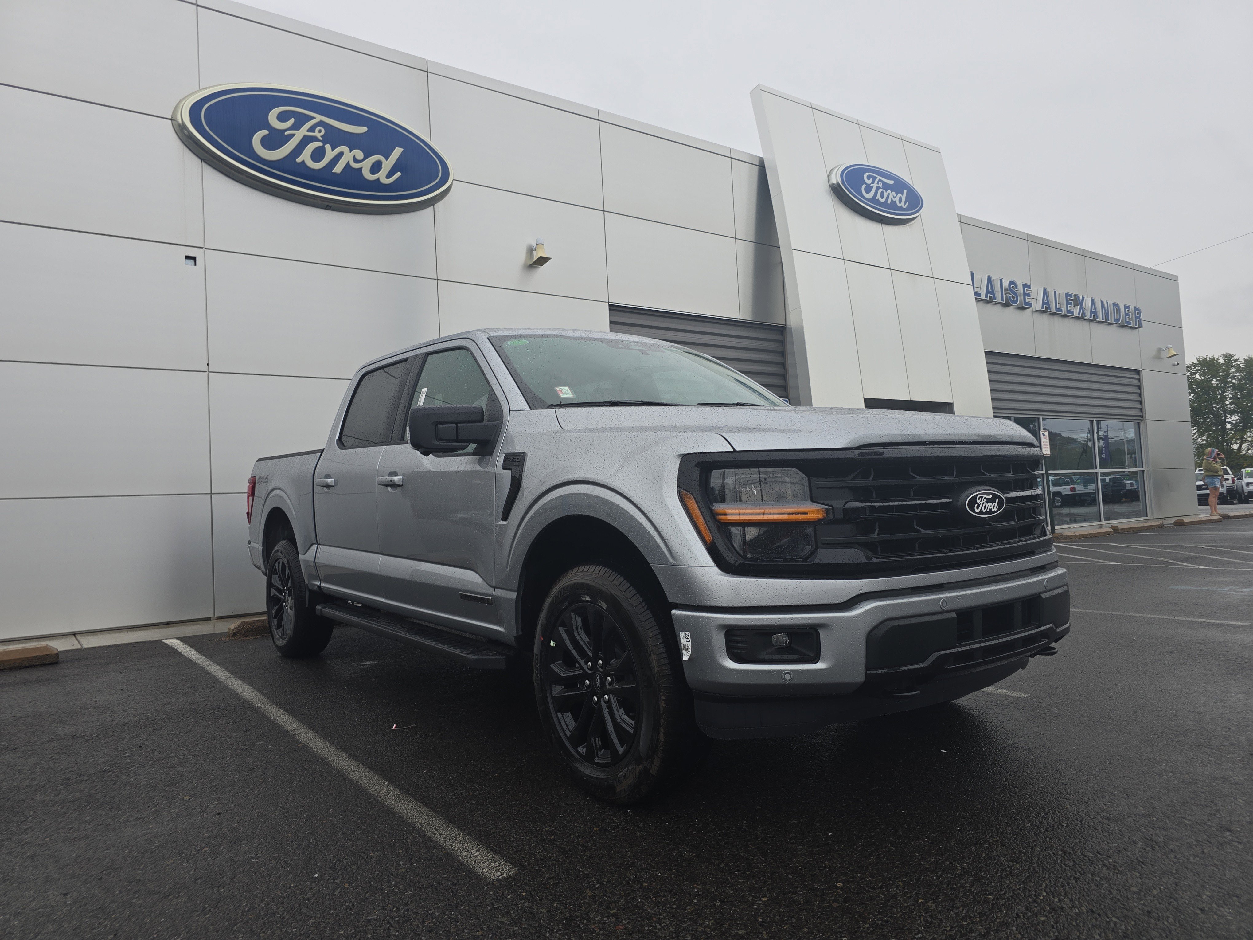 New 2025 Ford F150 XLT video 1
