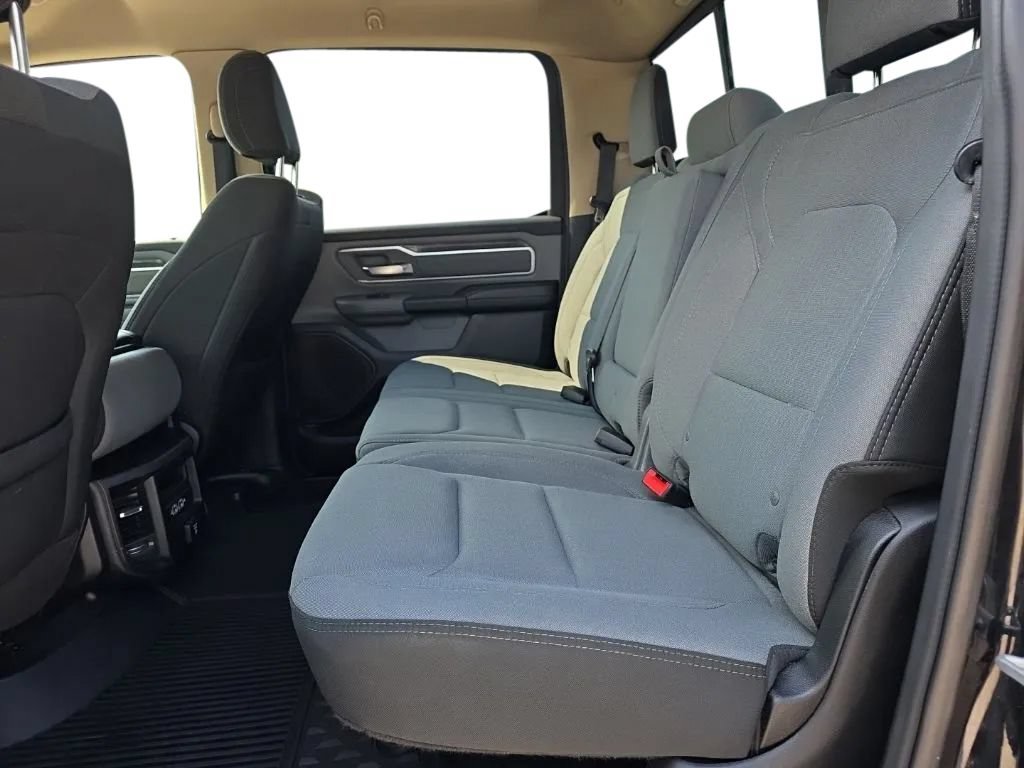 Used 2019 RAM 1500 Big Horn AWD/4WD image 16