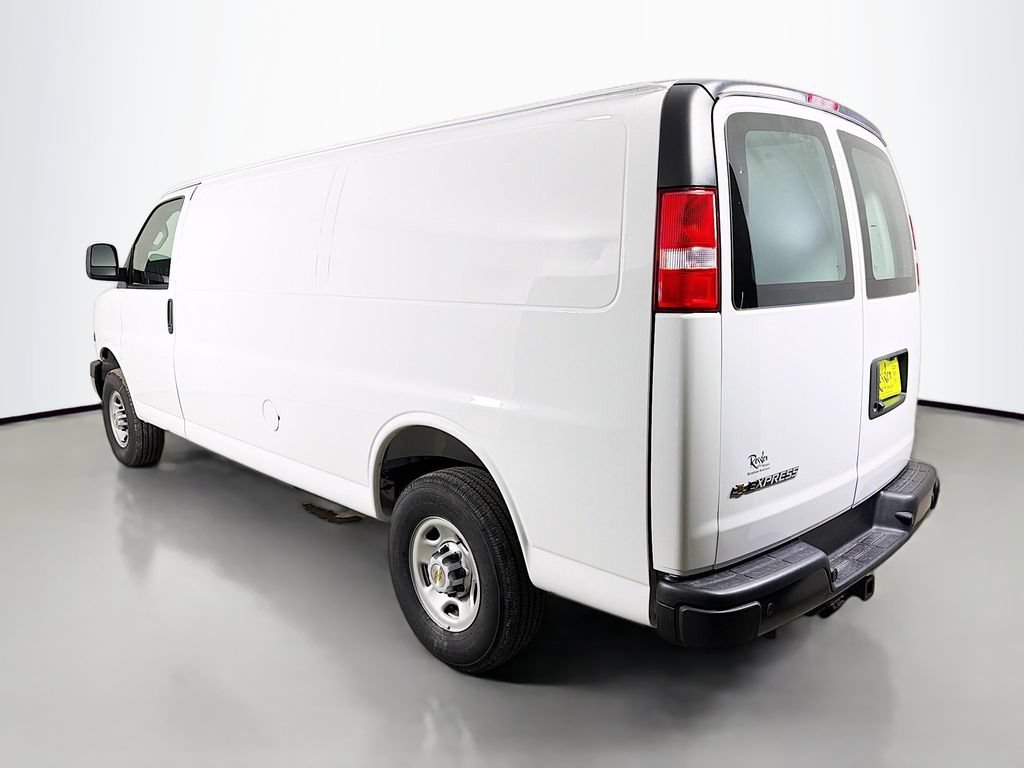 New 2026 Chevrolet Express 3500 Extended w/ Driver Convenience Package RWD image 7
