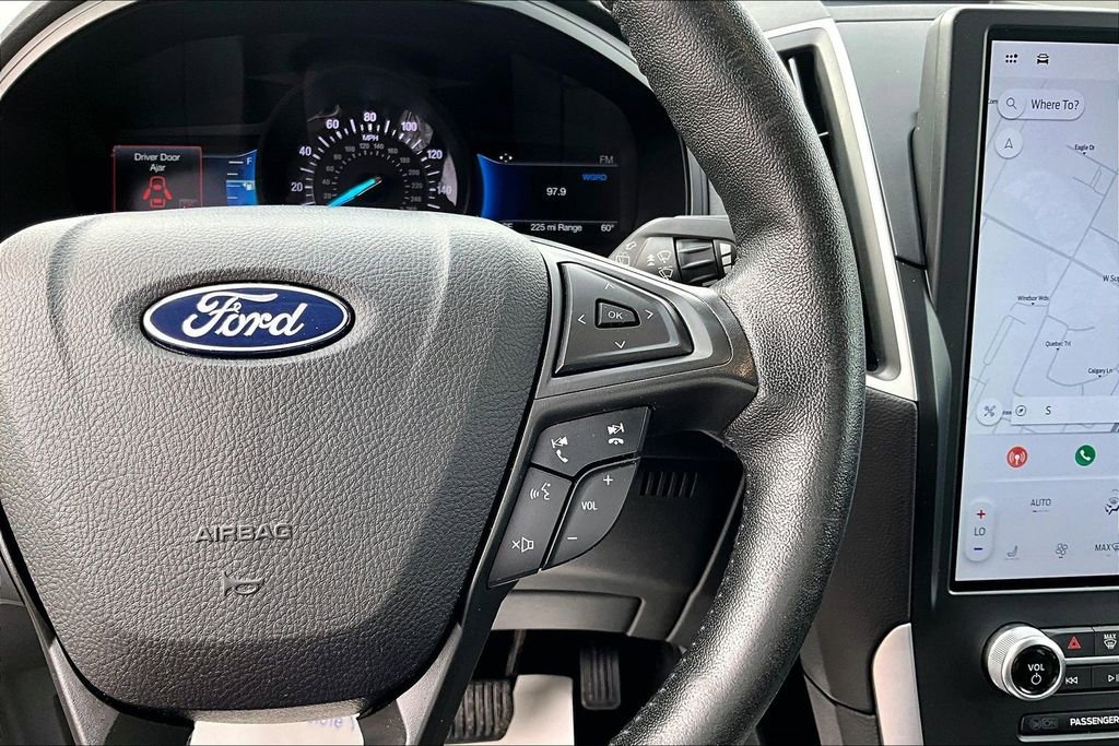 Used 2022 Ford Edge SEL w/ Convenience Package AWD/4WD image 18