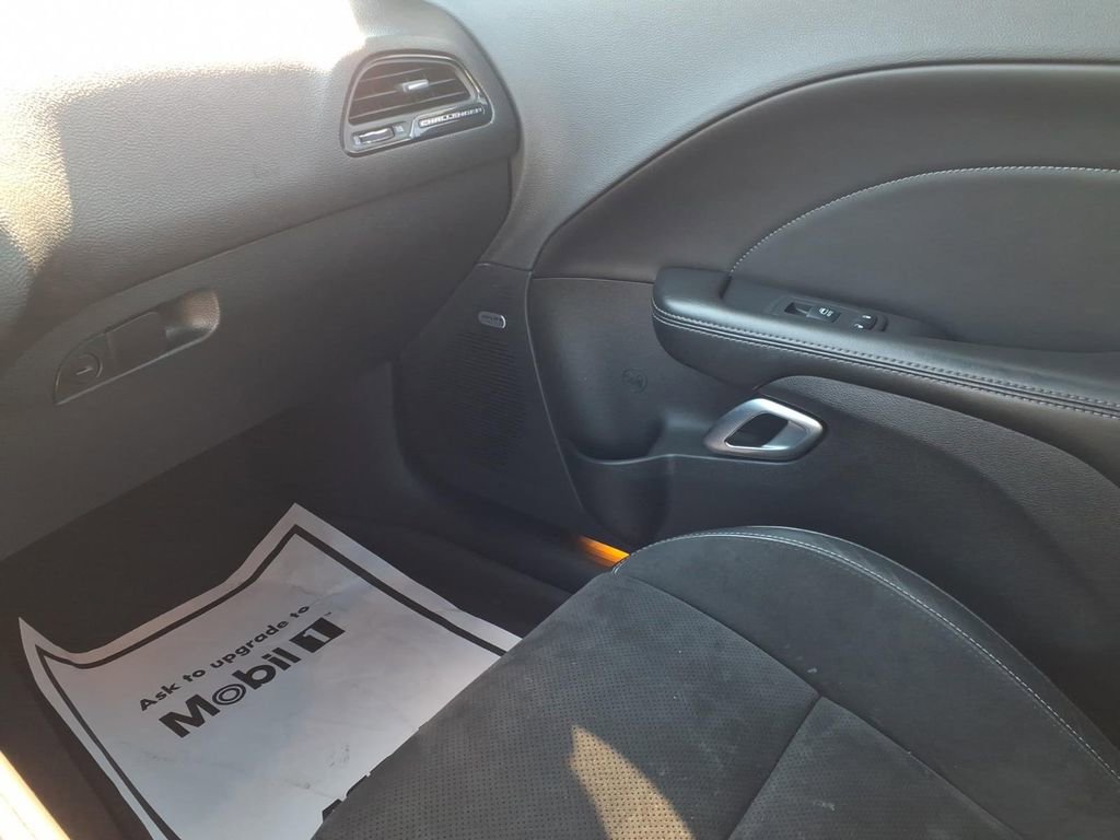 Used 2019 Dodge Challenger R/T Scat Pack w/ Plus Package image 24