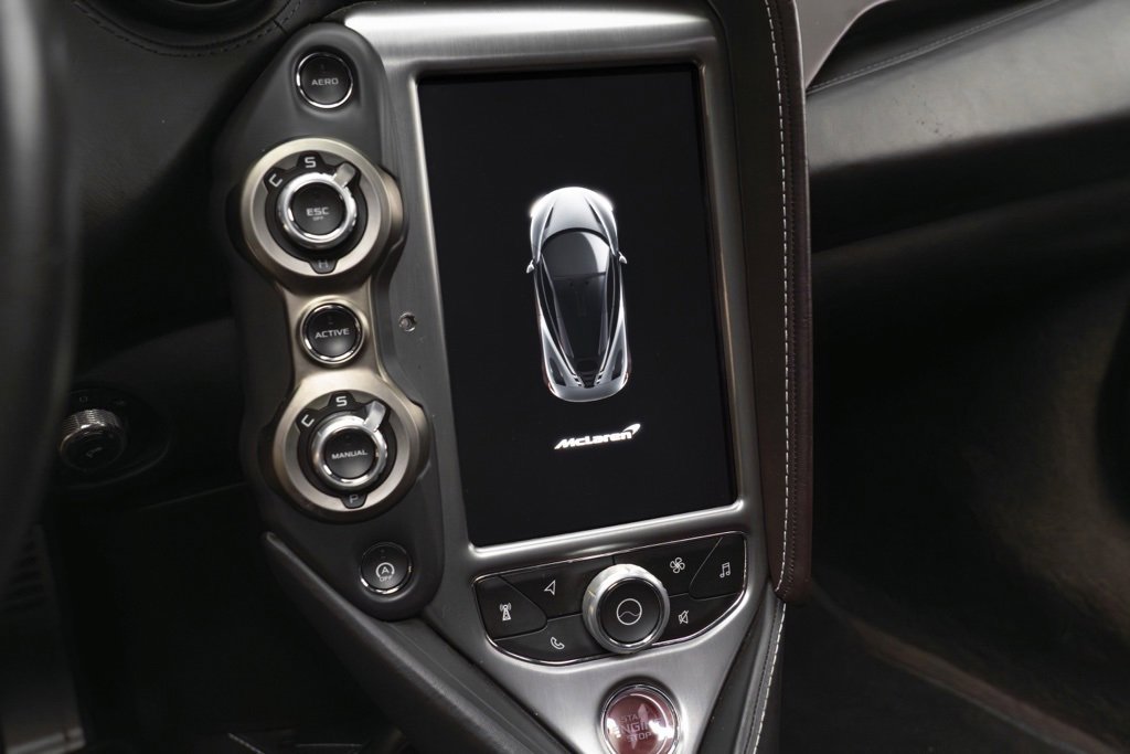 Used 2018 McLaren 720S Performance image 28