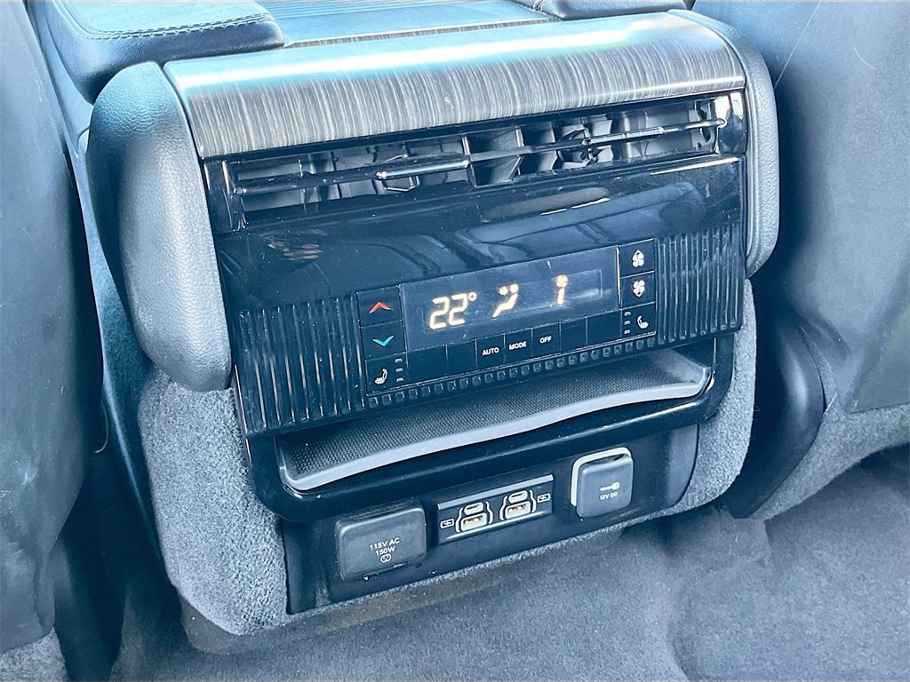 Used 2023 Jeep Wagoneer Series III w/ Preferred Equipment Group image 26