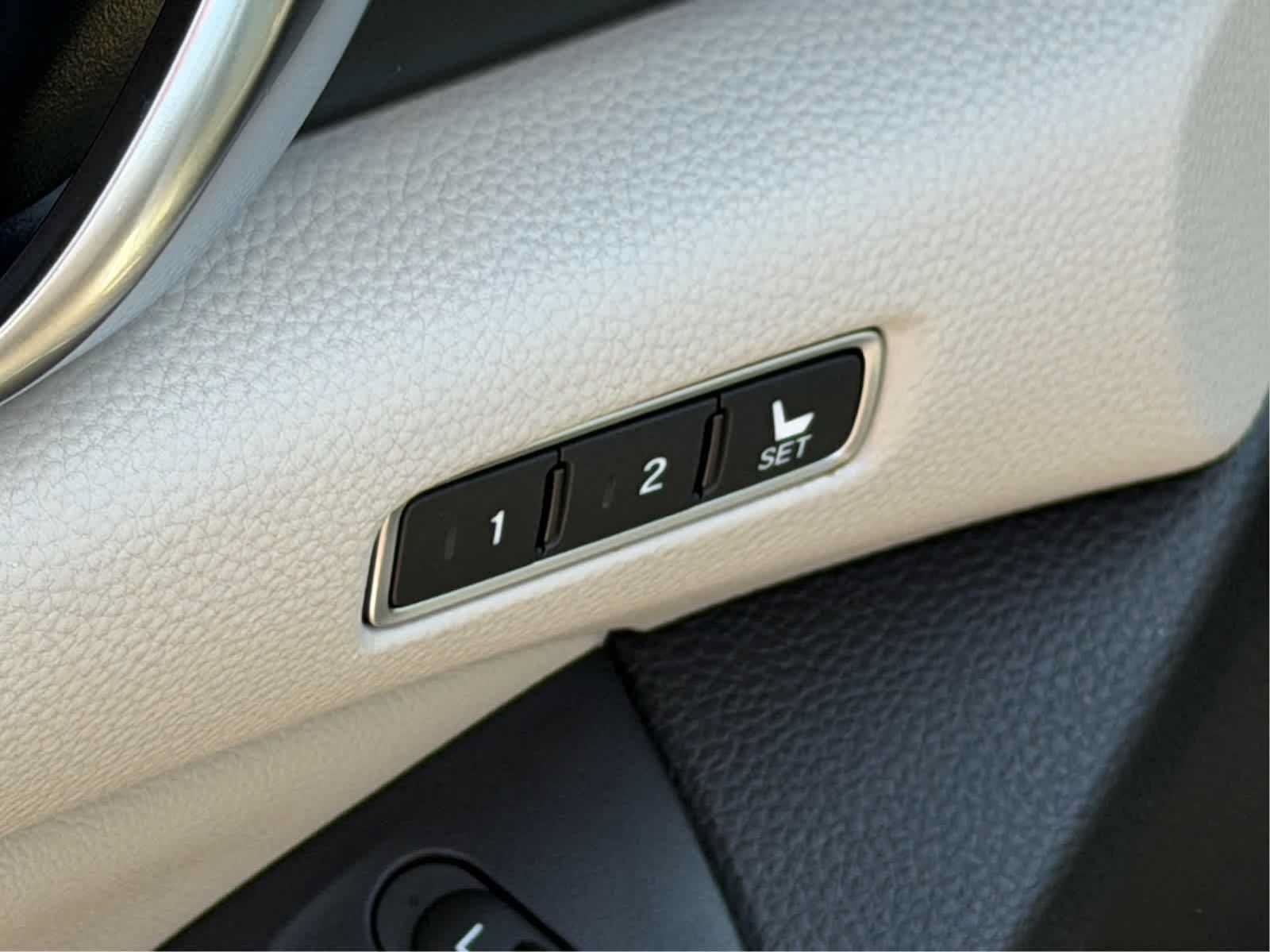 Used 2019 Honda Accord EX-L image 14