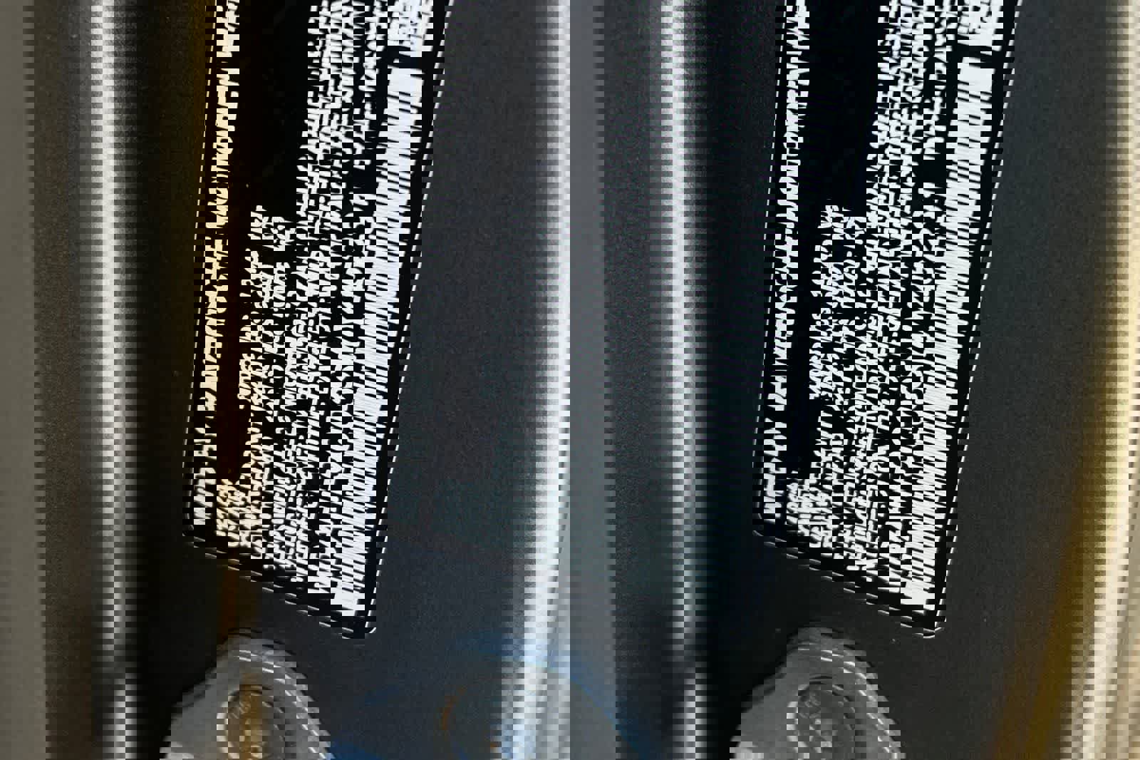 Used 2025 BMW Z4 M40i w/ Edition image 29