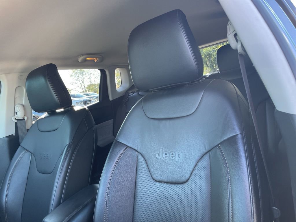 Used 2022 Jeep Compass Latitude image 7