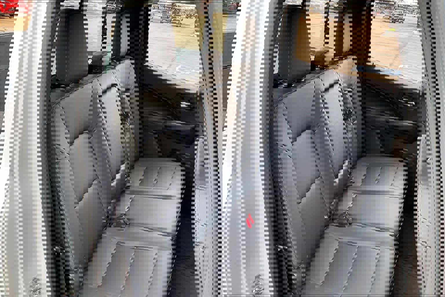 Certified 2024 Chevrolet Colorado LT w/ LT Convenience Package III image 18