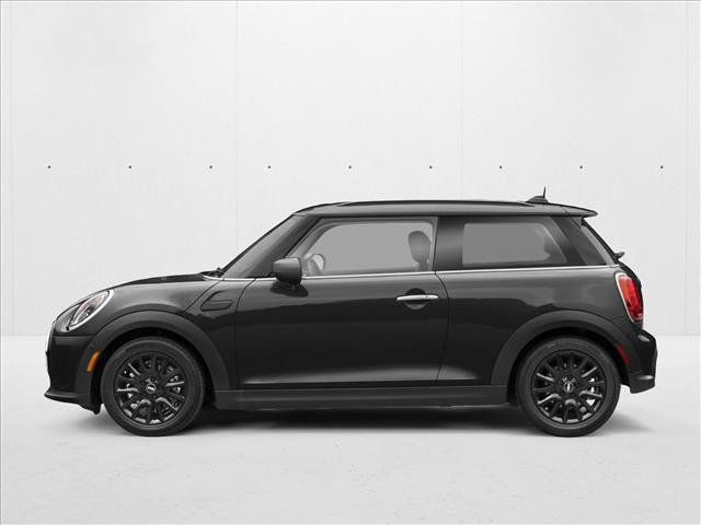 Used 2025 MINI Cooper 2-Door Hardtop image 3
