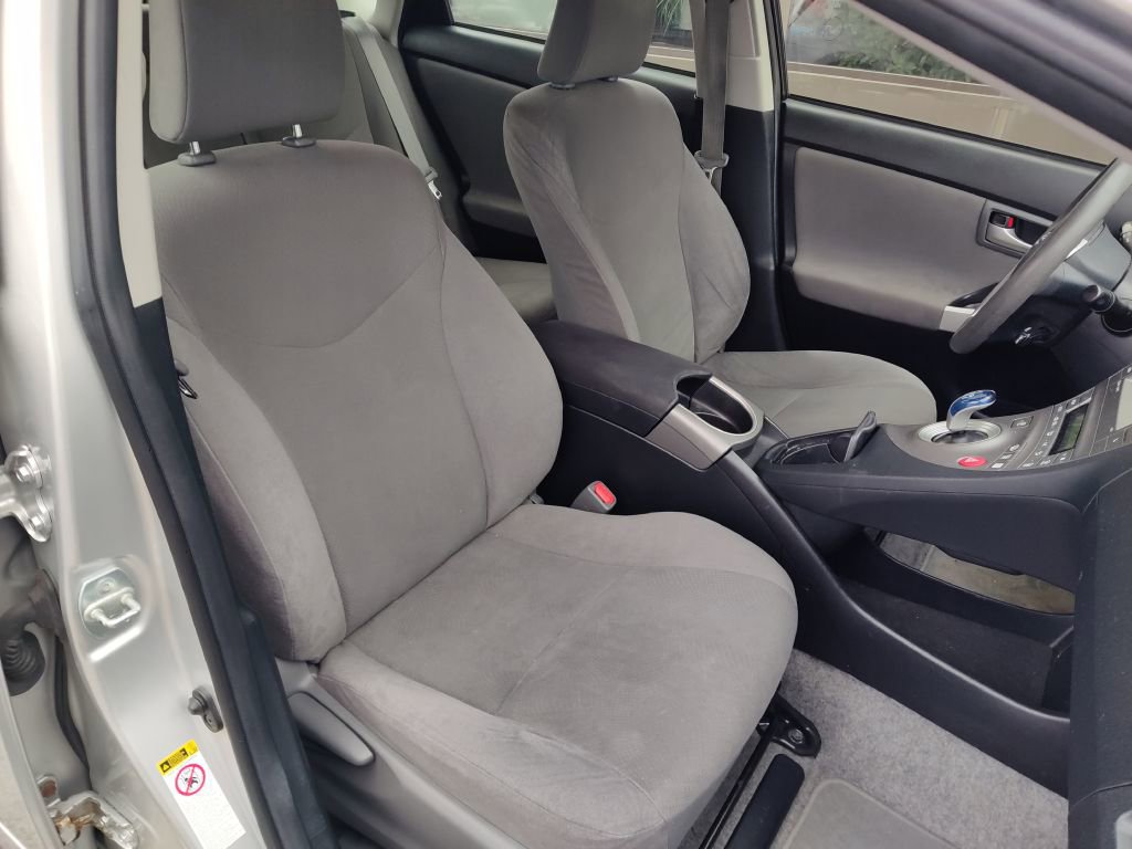 Used 2014 Toyota Prius Prime Plug-In Hybrid image 15