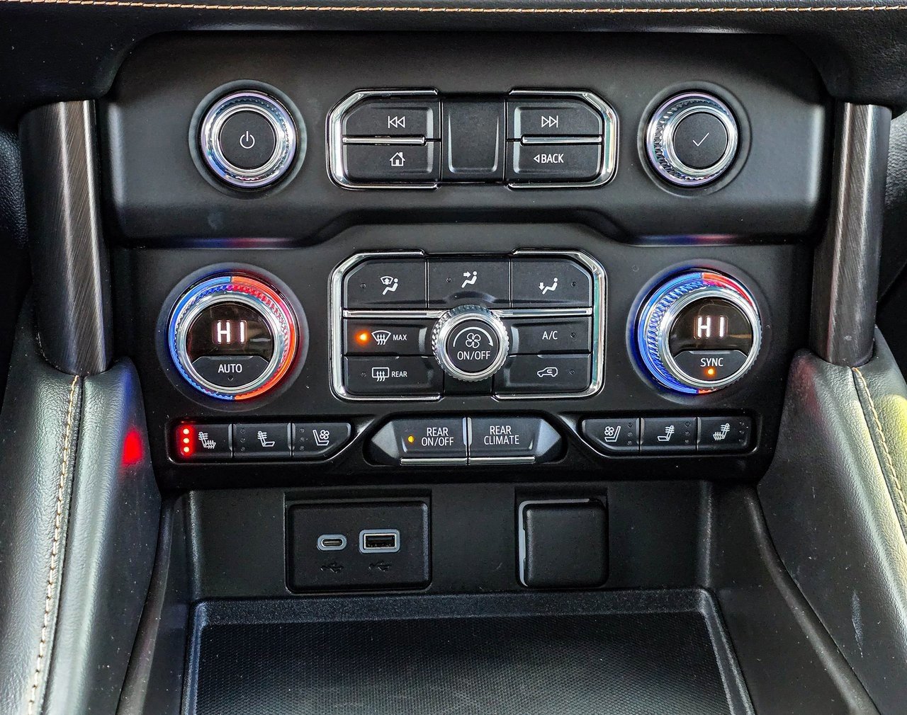 Used 2022 GMC Yukon AT4 w/ Max Trailering Package image 18